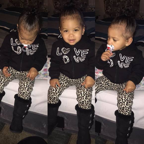 Meet your Posher, Alisha - Picture 1 of 1